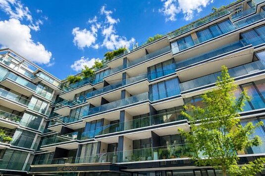 Premium Family Living im The Ambassy – seltene 5 Zimmer mit Außenflächen
