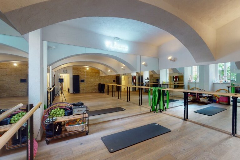 Tanz-, Fitness- oder Yogastudio in Bestlage zu mieten. MIETKAUF möglich
